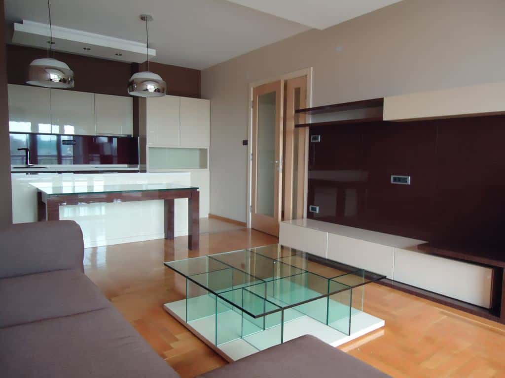 Najkvalitetniji stakleni nameštaj