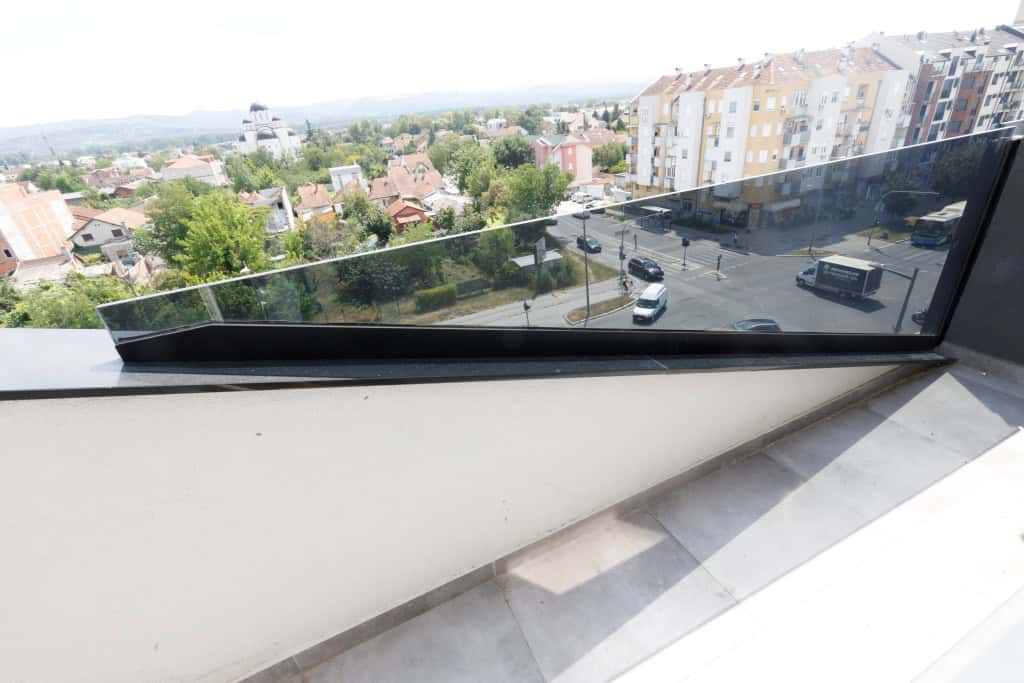 Stakleni ogradni sistemi - NS Glass