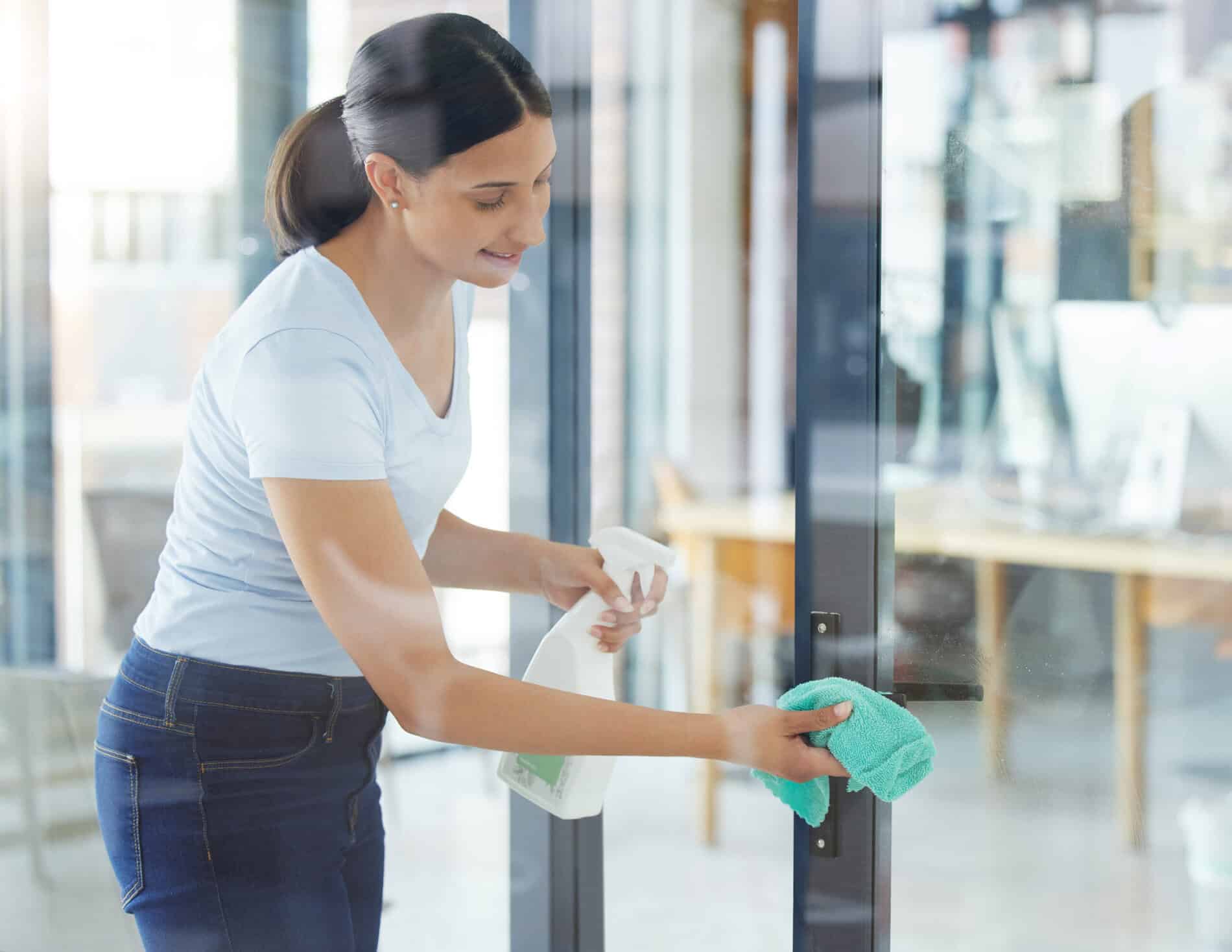 Staklena vrata - održavanje i trajnost